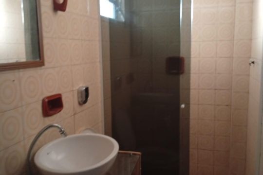 Banheiro de apartamento para alugar com 3 quartos, 132m² em Anchieta, Nilópolis