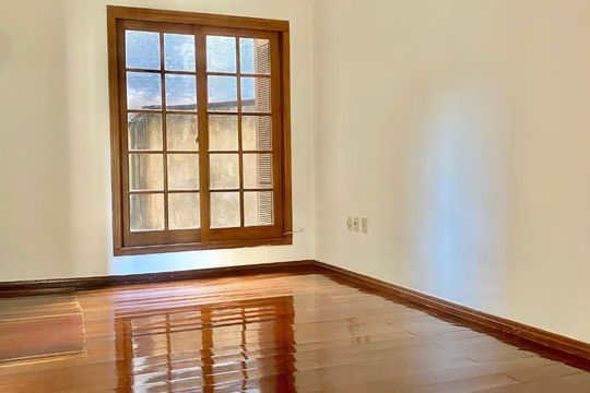 Sala de apartamento à venda com 2 quartos, 55m² em Passo d’Areia, Porto Alegre