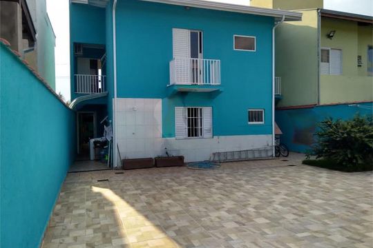 Casa à venda com 4 quartos, 250m² em Loteamento Residencial Ana Carolina, Valinhos