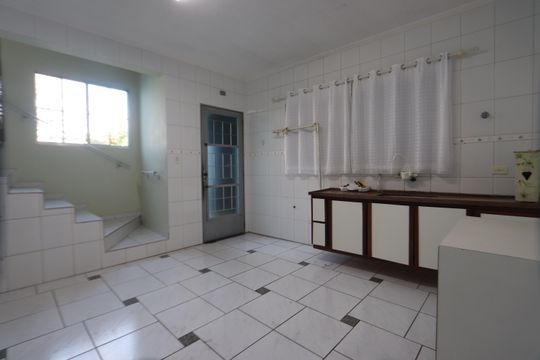 Cozinha de casa à venda com 3 quartos, 120m² em Parque Santa Madalena, São Paulo