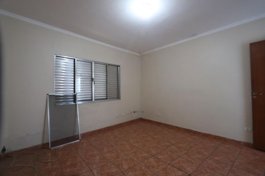 Suíte de casa à venda com 3 quartos, 120m² em Parque Santa Madalena, São Paulo