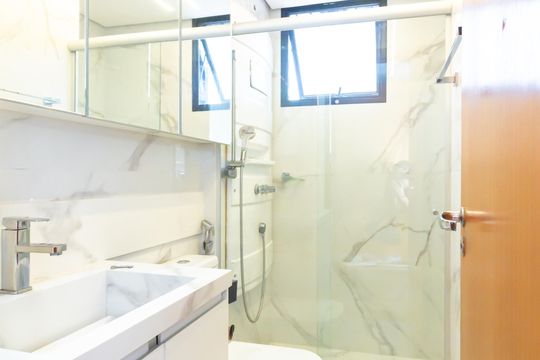 Apartamento à venda com 2 quartos, 70m² em Belvedere, Belo Horizonte