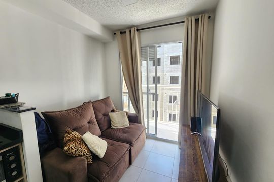 Sala de kitnet/studio para alugar com 1 quarto, 28m² em Belenzinho, São Paulo