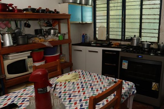 Cozinha de casa de condomínio à venda com 3 quartos, 300m² em Sitios de Recreio Ipe, Goiânia
