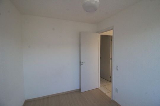 Quarto 1 de apartamento para alugar com 2 quartos, 42m² em Jardim Alvorada, Nova Iguaçu