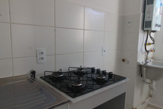 Cozinha de apartamento para alugar com 2 quartos, 42m² em Jardim Alvorada, Nova Iguaçu