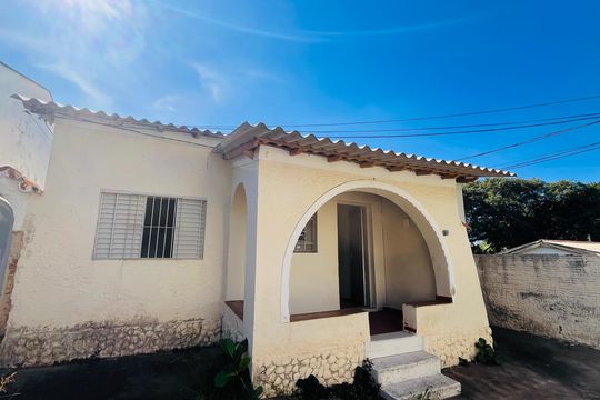Casa à venda com 3 quartos, 136m² em Vila Elza, Campinas