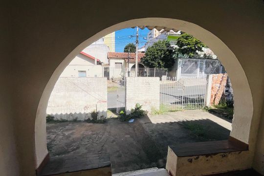 Vista da Sala de casa à venda com 3 quartos, 136m² em Vila Elza, Campinas