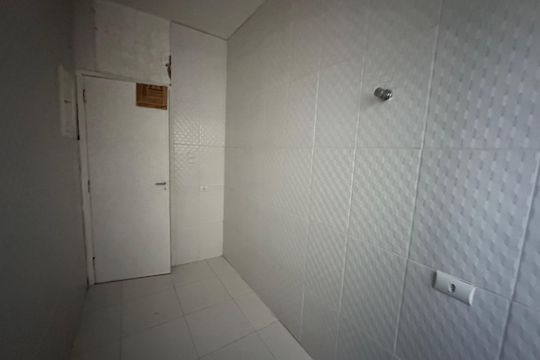 Cozinha de apartamento para alugar com 1 quarto, 44m² em Centro, São Vicente