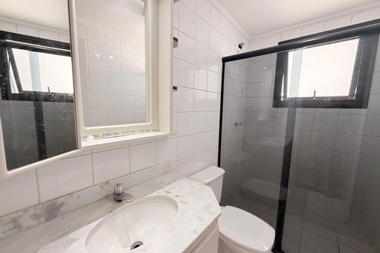 Banheiro Social de apartamento à venda com 3 quartos, 100m² em Parque Eloy Chaves, Jundiaí