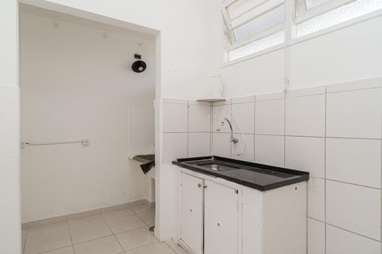 Cozinha de apartamento para alugar com 2 quartos, 62m² em Consolação, São Paulo