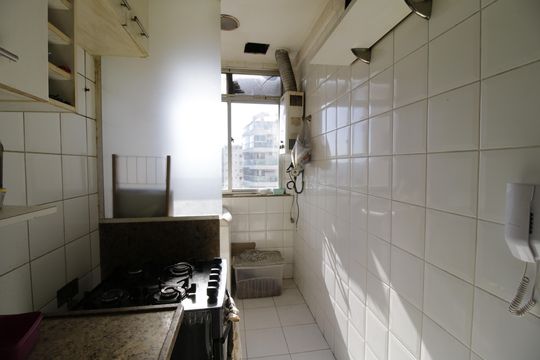 Cozinha de apartamento à venda com 2 quartos, 115m² em Barra Olímpica, Rio de Janeiro