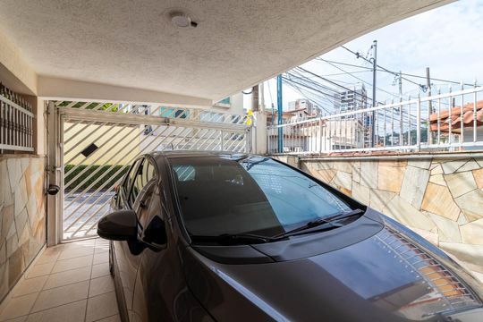 Garagem de casa para alugar com 3 quartos, 158m² em Vila Isolina Mazzei, São Paulo
