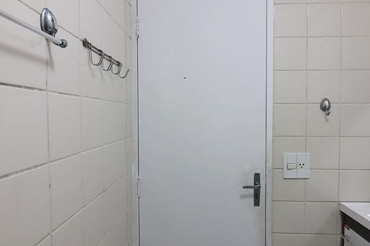 Banheiro Social de apartamento à venda com 2 quartos, 55m² em Jardim Santo Ignacio, São Bernardo do Campo
