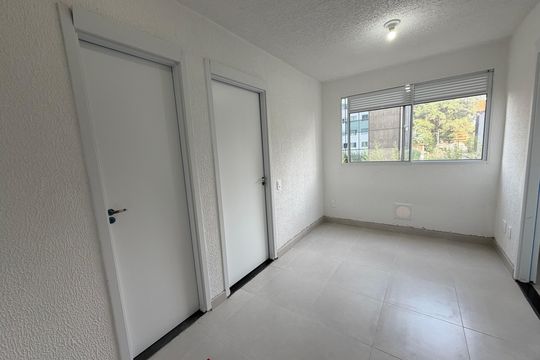 Sala de apartamento para alugar com 2 quartos, 32m² em Jardim Caravelas, São Paulo