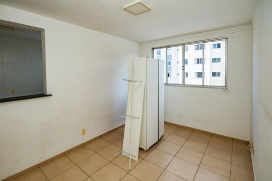 Sala de apartamento para alugar com 2 quartos, 63m² em São João Batista, Belo Horizonte