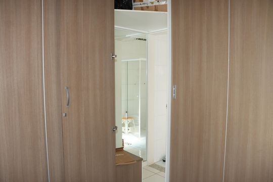 Casa de Condomínio para alugar com 3 quartos, 171m² em Jardim Nova Coimbra, Cotia