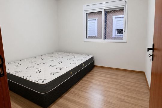 Quarto 1 de casa de condomínio para alugar com 2 quartos, 55m² em Ponta Grossa, Porto Alegre