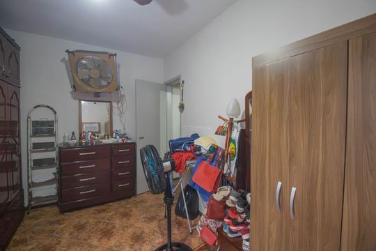Quarto 1 de apartamento para alugar com 1 quarto, 60m² em Mutondo, São Gonçalo