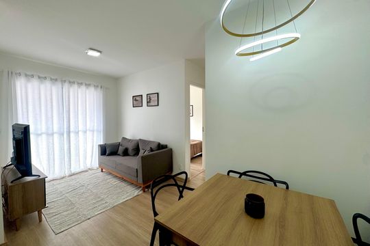 Sala de apartamento para alugar com 2 quartos, 47m² em Vila das Bandeiras, Guarulhos