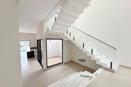 Casa de Condomínio à venda com 3 quartos, 251m² em Vila Pagano, Valinhos