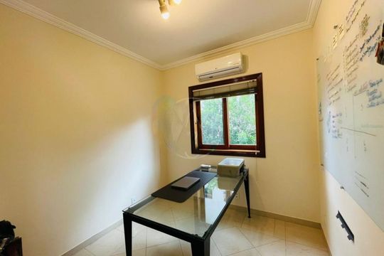 Casa de Condomínio à venda com 3 quartos, 250m² em Santa Cruz, Valinhos