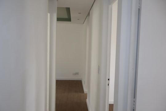 Corredor de apartamento à venda com 3 quartos, 59m² em Jardim Independência (são Paulo), São Paulo