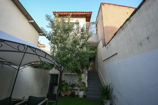 Fachada Posterior de casa à venda com 3 quartos, 130m² em Vila Sonia, São Paulo
