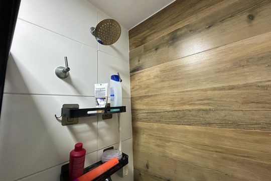 Banheiro de apartamento à venda com 2 quartos, 45m² em Água Santa, Rio de Janeiro