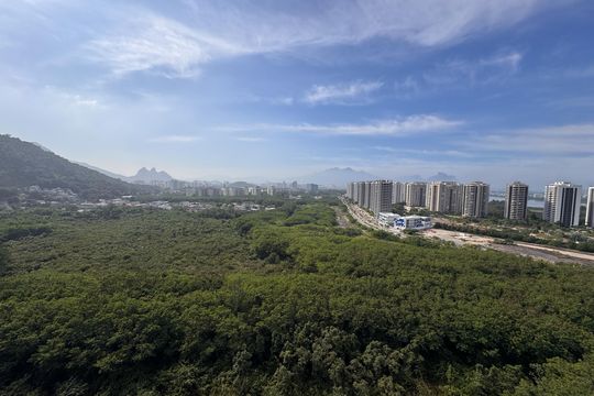 Área comum de apartamento para alugar com 2 quartos, 55m² em Barra Olímpica , Rio de Janeiro