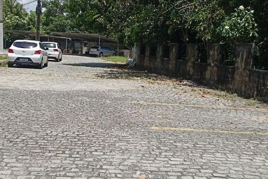 Garagem de apartamento para alugar com 2 quartos, 60m² em Saboeiro, Salvador