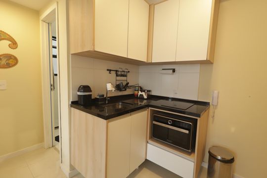 Cozinha de apartamento para alugar com 1 quarto, 30m² em Vila Mariana, São Paulo