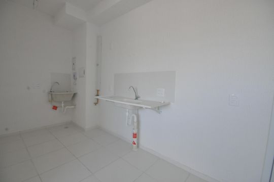 Cozinha de apartamento à venda com 2 quartos, 32m² em Parque Novo Mundo, São Paulo