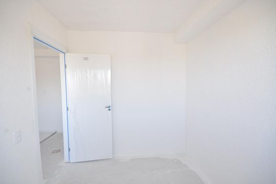 Quarto 1 de apartamento à venda com 2 quartos, 32m² em Parque Novo Mundo, São Paulo