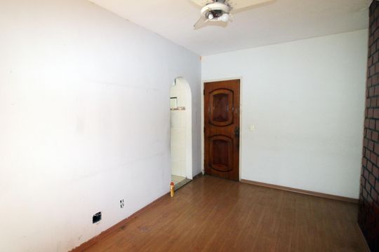 Sala de apartamento à venda com 2 quartos, 45m² em Penha, Rio de Janeiro