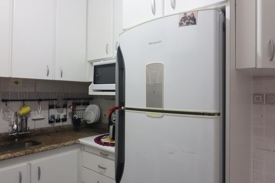 Cozinha e Área de Serviço de apartamento à venda com 2 quartos, 67m² em Santa Terezinha, São Bernardo do Campo