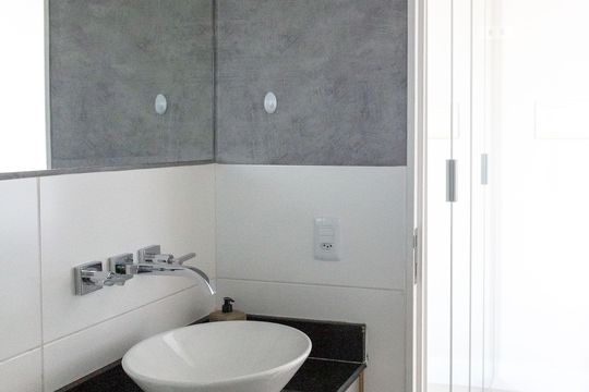Banheiro de apartamento para alugar com 1 quarto, 39m² em Vila Augusta, Guarulhos