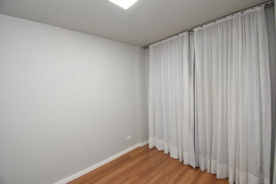Quarto 2 de apartamento para alugar com 2 quartos, 71m² em Bigorrilho, Curitiba