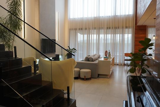 Sala de casa de condomínio à venda com 4 quartos, 407m² em Colinas da Anhanguera, Santana de Parnaíba