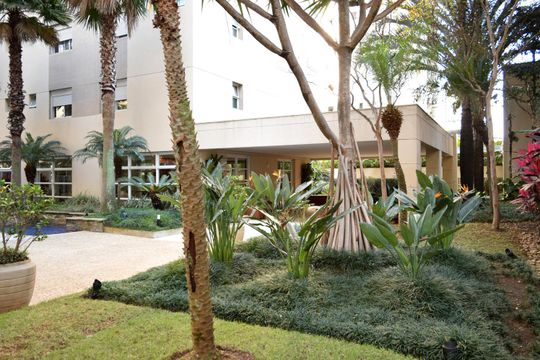 Jardim de apartamento para alugar com 3 quartos, 181m² em Pinheiros, São Paulo
