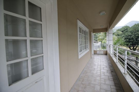 Casa de Condomínio à venda com 4 quartos, 350m² em Taquara, Rio de Janeiro