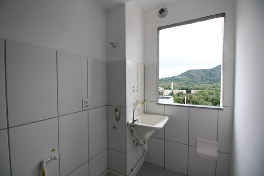Área de Serviço de apartamento para alugar com 2 quartos, 134m² em Jacarepaguá, Rio de Janeiro