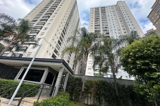 Fachada de apartamento para alugar com 2 quartos, 62m² em Green Valley, Barueri