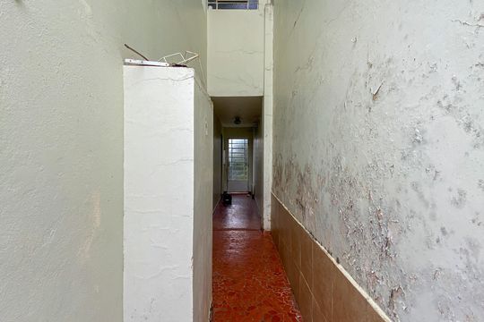 Corredor Lateral de casa à venda com 2 quartos, 100m² em Jardim Virginia Bianca, São Paulo