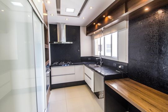 Cozinha de apartamento para alugar com 3 quartos, 158m² em Centro Empresarial Tamboré, Santana de Parnaíba
