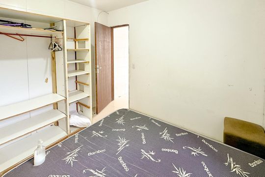 Quarto  de kitnet/studio para alugar com 1 quarto, 35m² em São João do Rio Vermelho, Florianópolis
