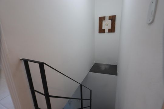 Escada de casa para alugar com 2 quartos, 130m² em Vila Graciosa, São Paulo