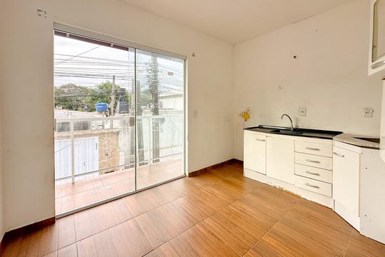 Kitnet/Studio para alugar com 1 quarto, 35m² em São João do Rio Vermelho, Florianópolis