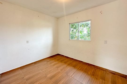 Quarto de kitnet/studio para alugar com 1 quarto, 35m² em São João do Rio Vermelho, Florianópolis