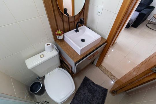 Banheiro de apartamento à venda com 2 quartos, 54m² em Vila Santa Isabel, São Paulo